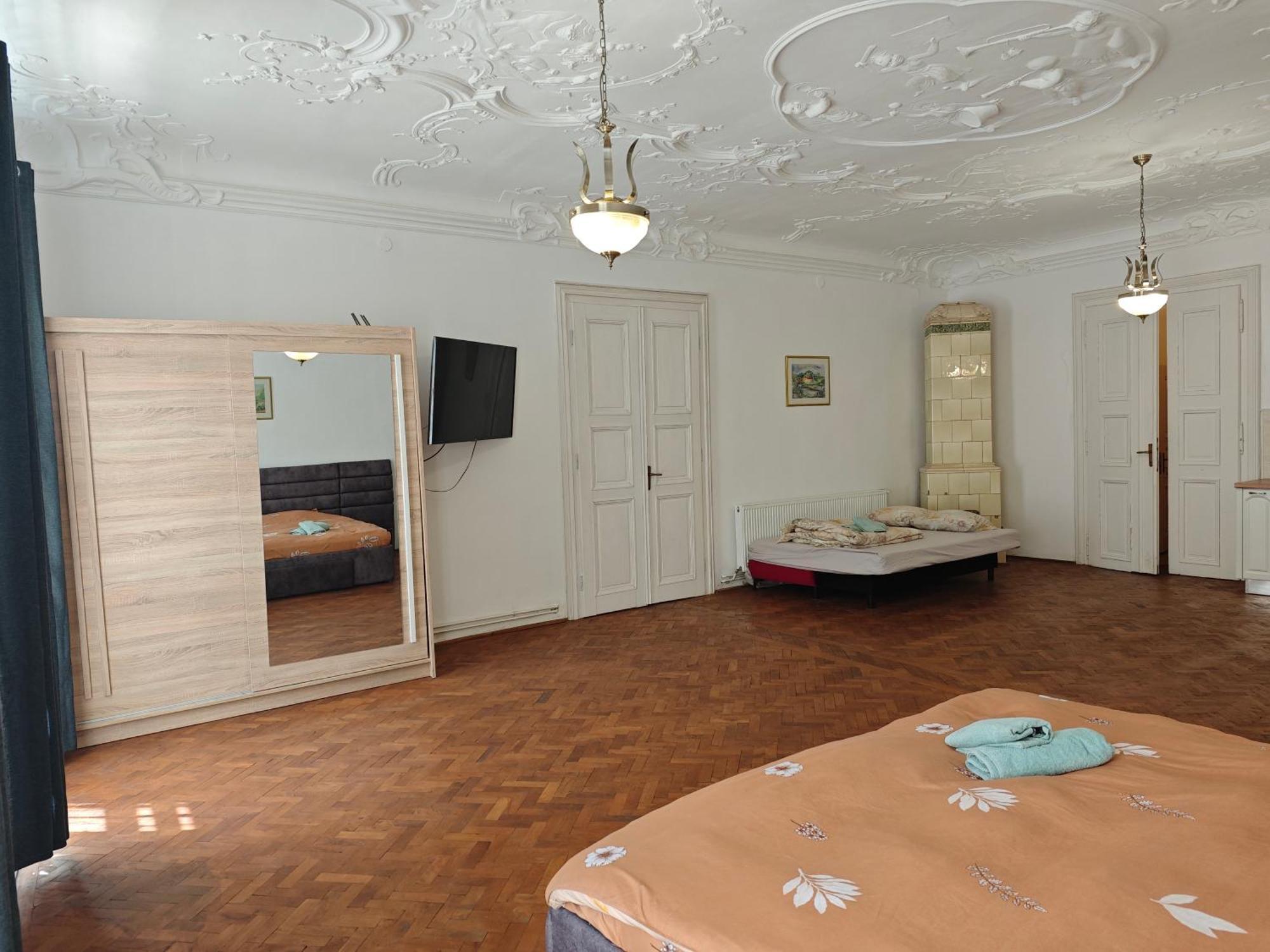 Clasic Studio Central Brașov Exterior foto